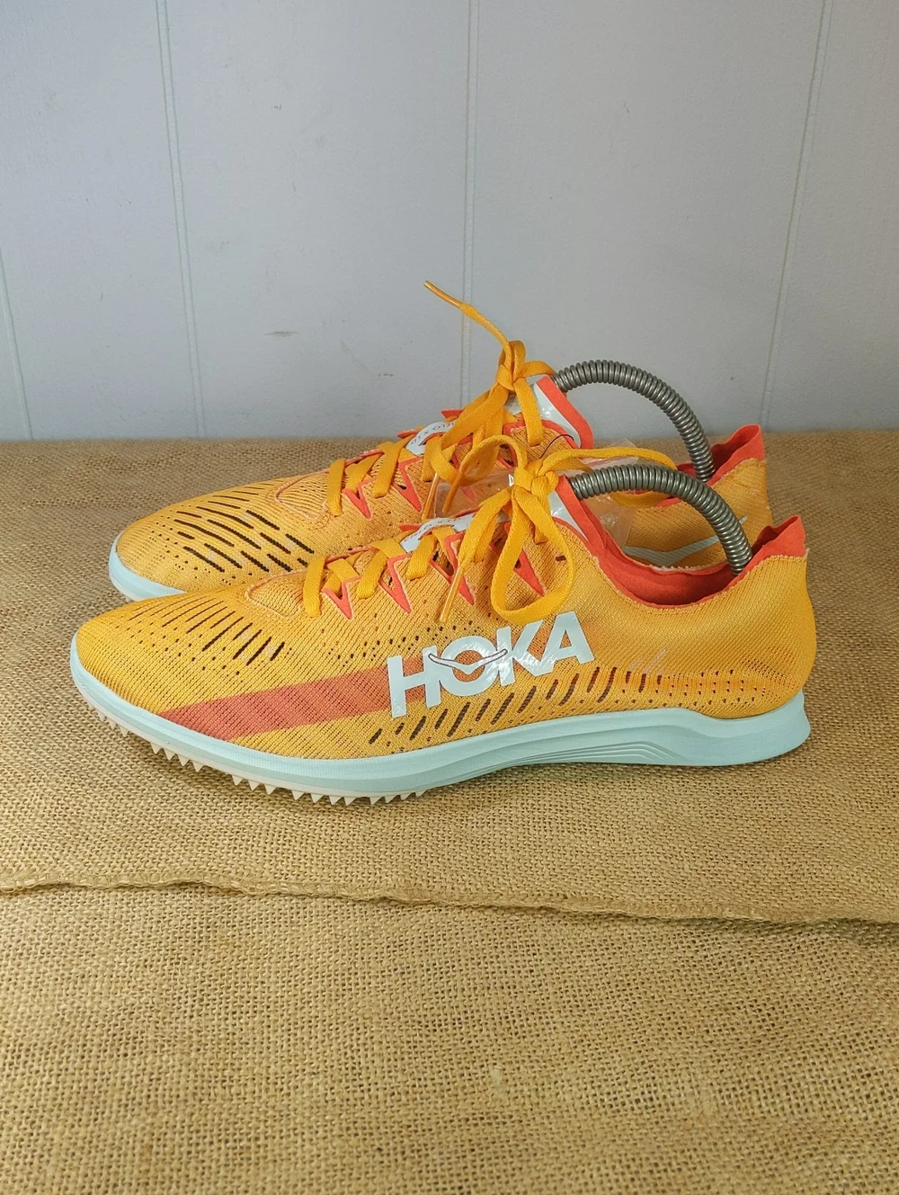 Hoka Cielo X LD Distance Track And Field Spikes Unisex, 11W/9.5M, Orange/White